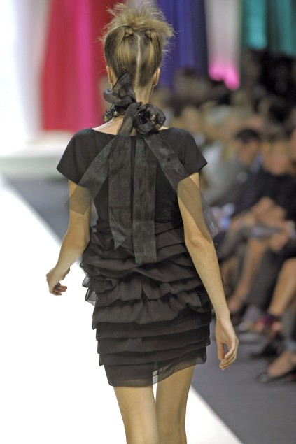 Moschino 09ĸDƬ