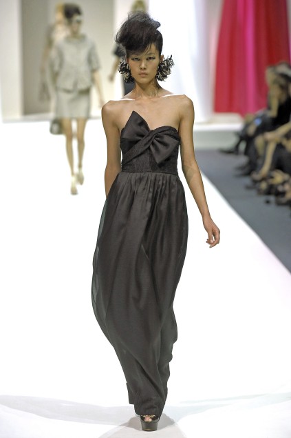 Moschino 09ĸDƬ