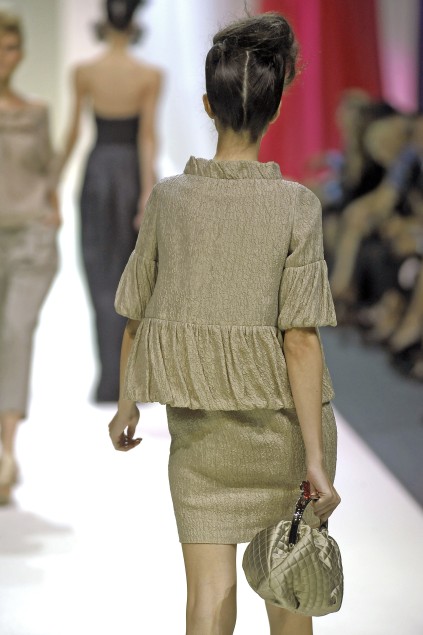 Moschino 09ĸDƬ