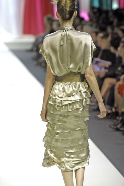 Moschino 09ĸDƬ