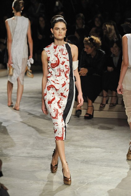 Prada 09ĸDƬ