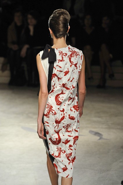 Prada 09ĸDƬ