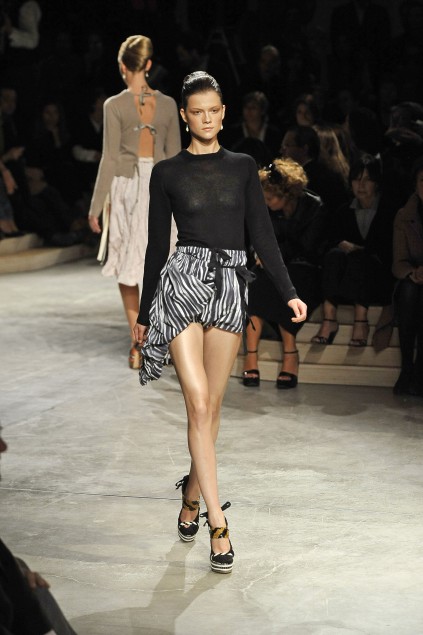 Prada 09ĸDƬ