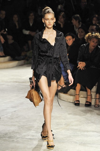 Prada 09ĸDƬ