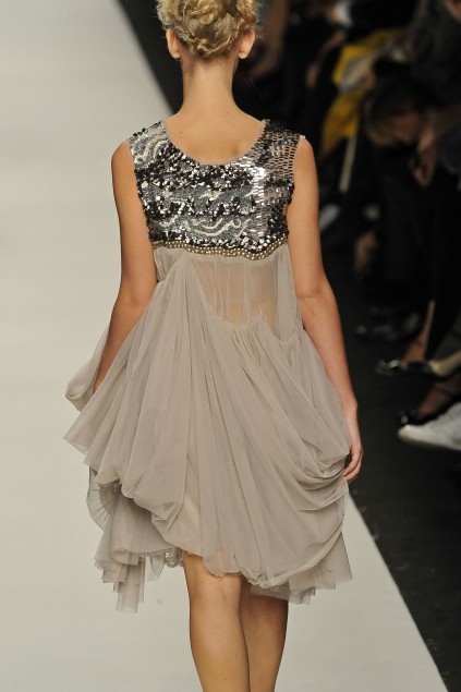 Antonio Marras 09ĸDƬ