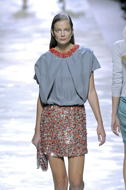 Blumarine 09ĸDƬ