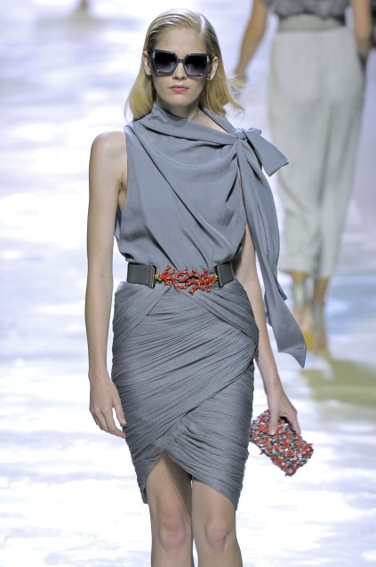 Blumarine 09ĸDƬ