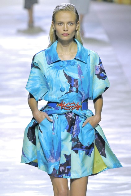 Blumarine 09ĸDƬ