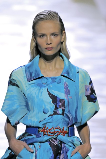 Blumarine 09ĸDƬ