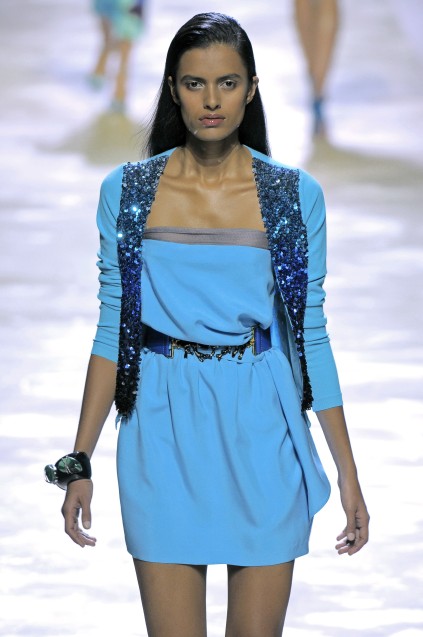 Blumarine 09ĸDƬ