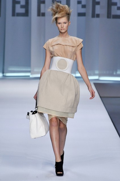Fendi 09ĸDƬ