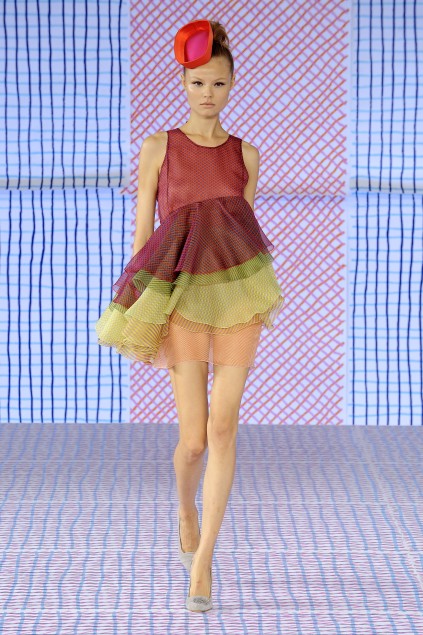 Pollini By Rifat Ozbek 09ĸDƬ