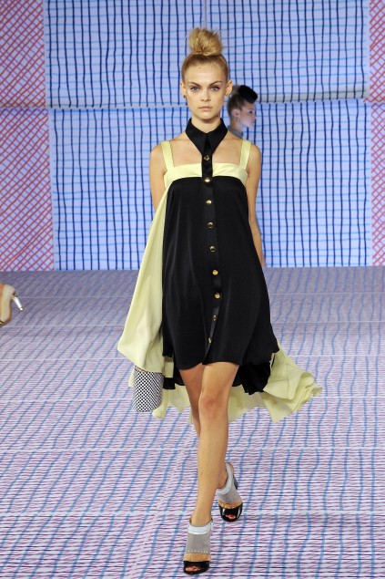 Pollini By Rifat Ozbek 09ĸDƬ