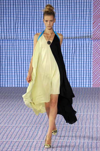 Pollini By Rifat Ozbek 09ĸDƬ