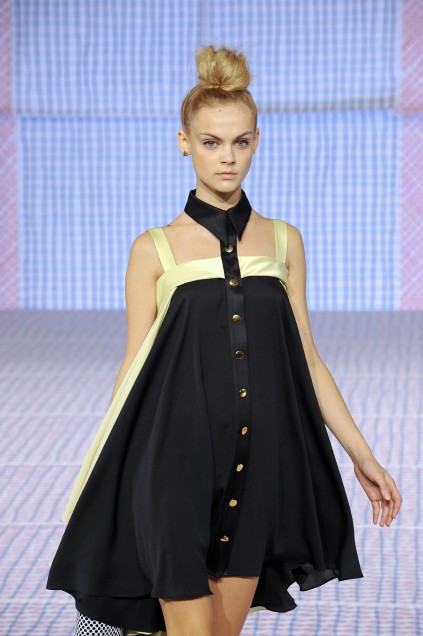 Pollini By Rifat Ozbek 09ĸDƬ