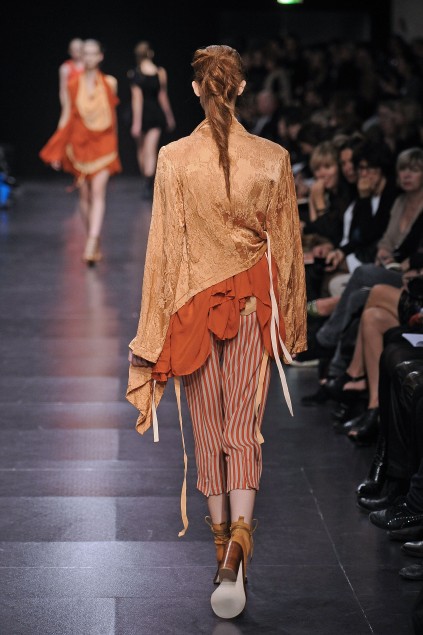 Ann Demeulemeester 09ĸDƬ