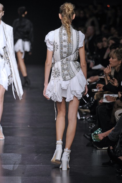 Ann Demeulemeester 09ĸDƬ