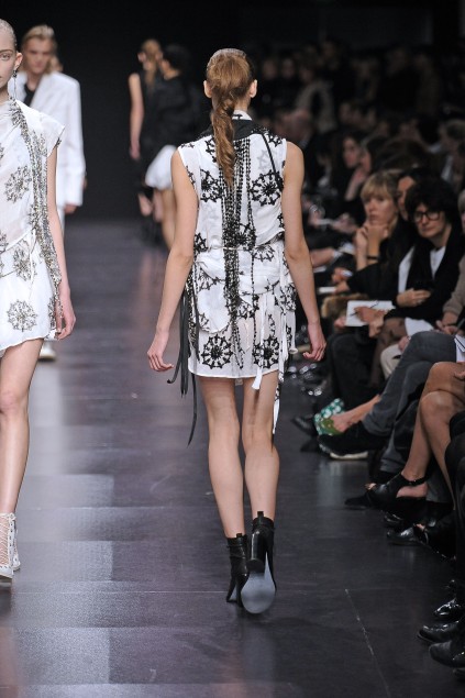 Ann Demeulemeester 09ĸDƬ