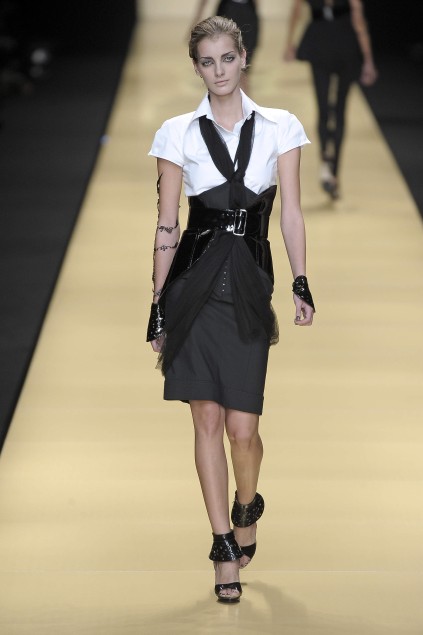Karl Lagerfeld 09ĸDƬ