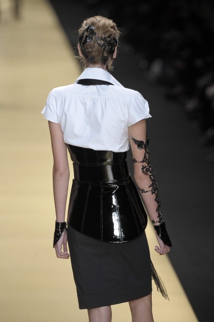 Karl Lagerfeld 09ĸDƬ