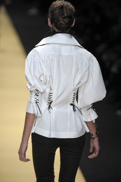 Karl Lagerfeld 09ĸDƬ