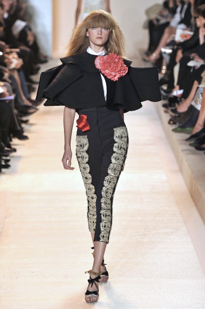 Christian Lacroix 09ĸDƬ