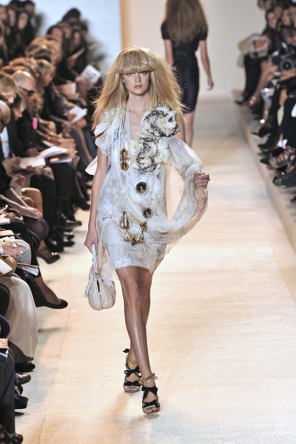 Christian Lacroix 09ĸDƬ