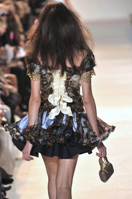 Christian Lacroix 09ĸDƬ