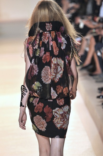 Christian Lacroix 09ĸDƬ