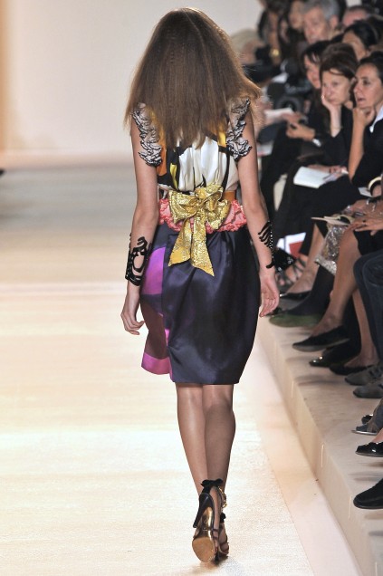 Christian Lacroix 09ĸDƬ