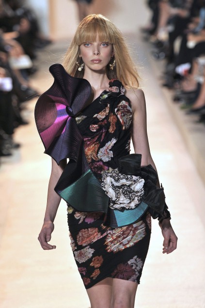 Christian Lacroix 09ĸDƬ