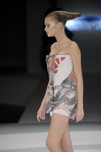 Hussein Chalayan 09ĸDƬ
