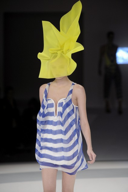 Hussein Chalayan 09ĸDƬ
