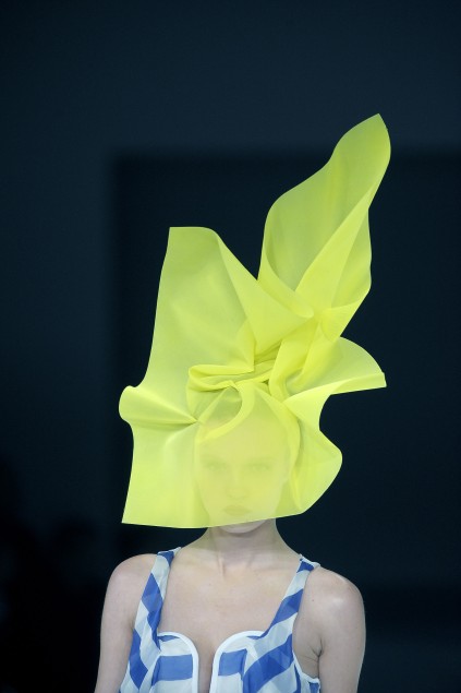 Hussein Chalayan 09ĸDƬ