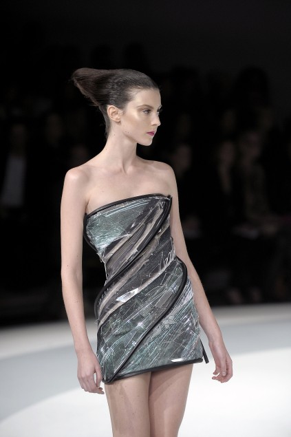 Hussein Chalayan 09ĸDƬ