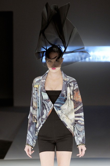 Hussein Chalayan 09ĸDƬ