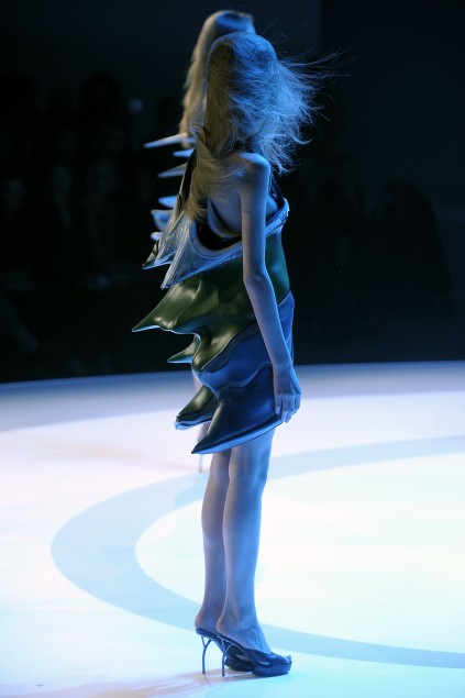 Hussein Chalayan 09ĸDƬ
