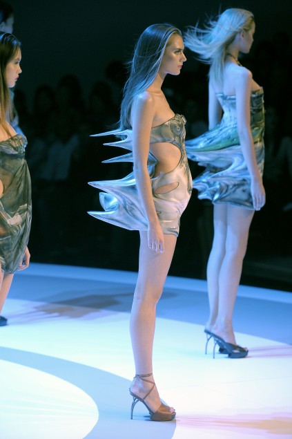 Hussein Chalayan 09ĸDƬ