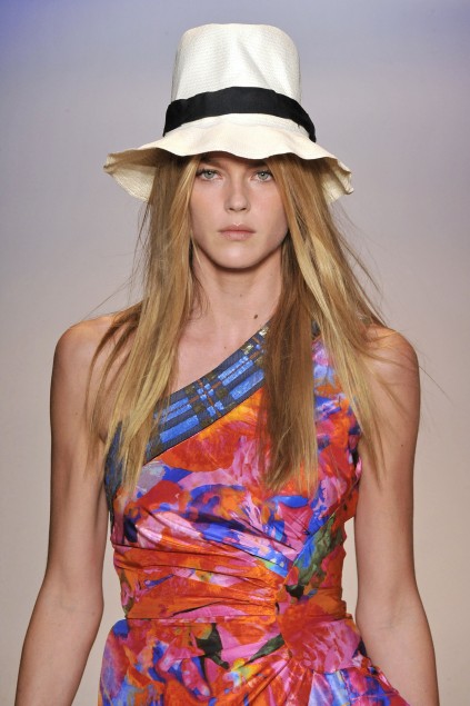 Ungaro 09ĸDƬ