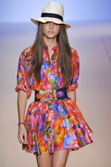 Ungaro 09ĸDƬ