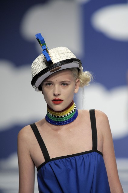Jean Charles de Castelbajac 09ĸDƬ