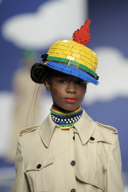 Jean Charles de Castelbajac 09ĸDƬ