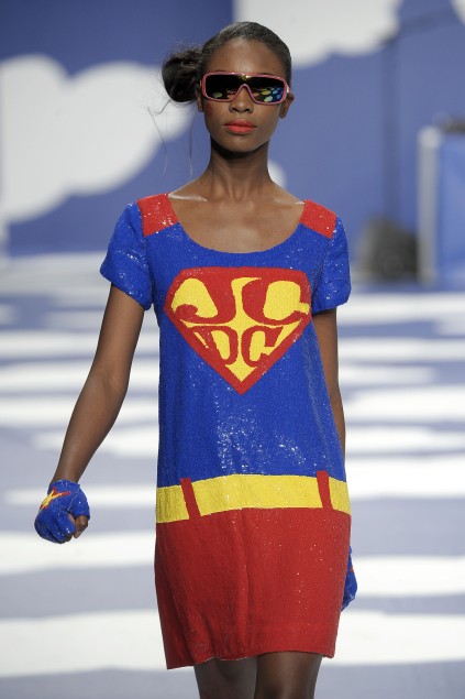 Jean Charles de Castelbajac 09ĸDƬ