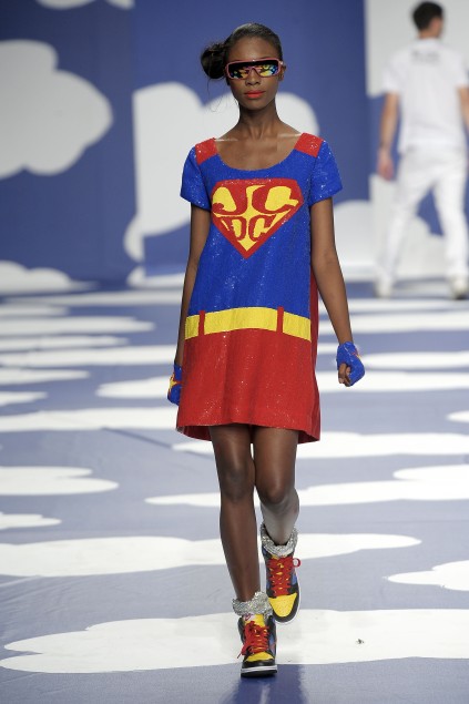 Jean Charles de Castelbajac 09ĸDƬ