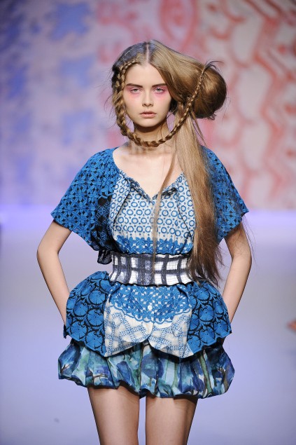 Tsumori Chisato 09ĸDƬ