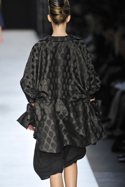 Yves Saint Laurent 09ĸDƬ