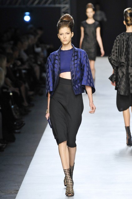 Yves Saint Laurent 09ĸDƬ