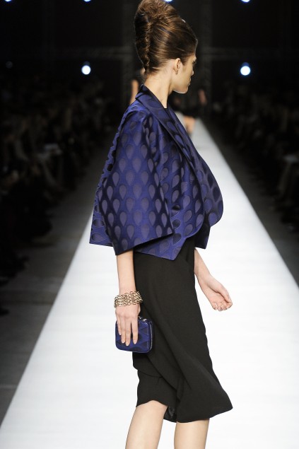 Yves Saint Laurent 09ĸDƬ