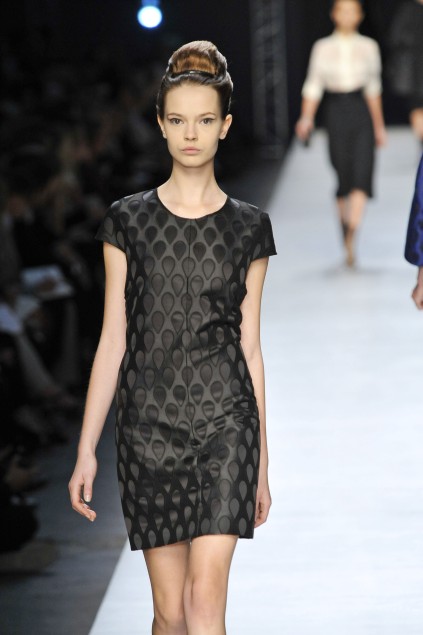 Yves Saint Laurent 09ĸDƬ