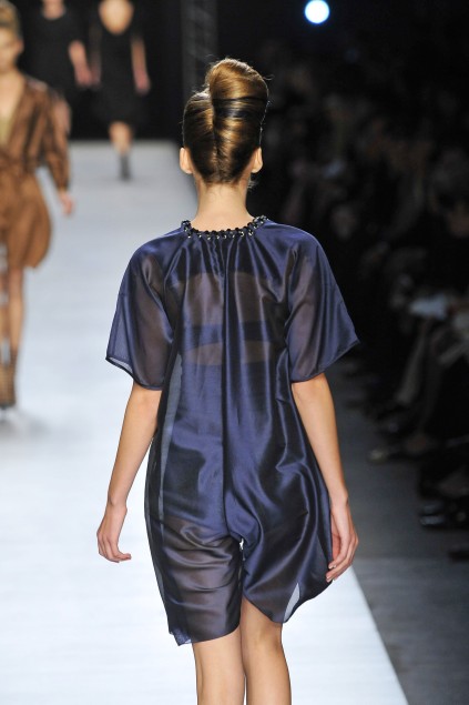 Yves Saint Laurent 09ĸDƬ